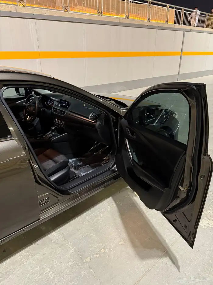 للبيع مازدا 6 2017 11