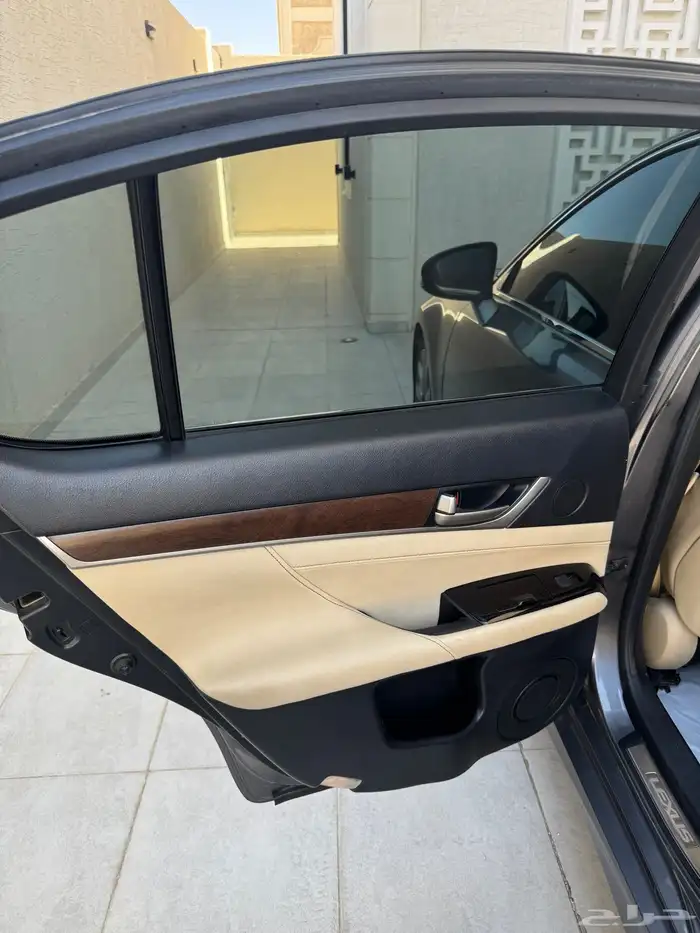 لكزز جي اس 10