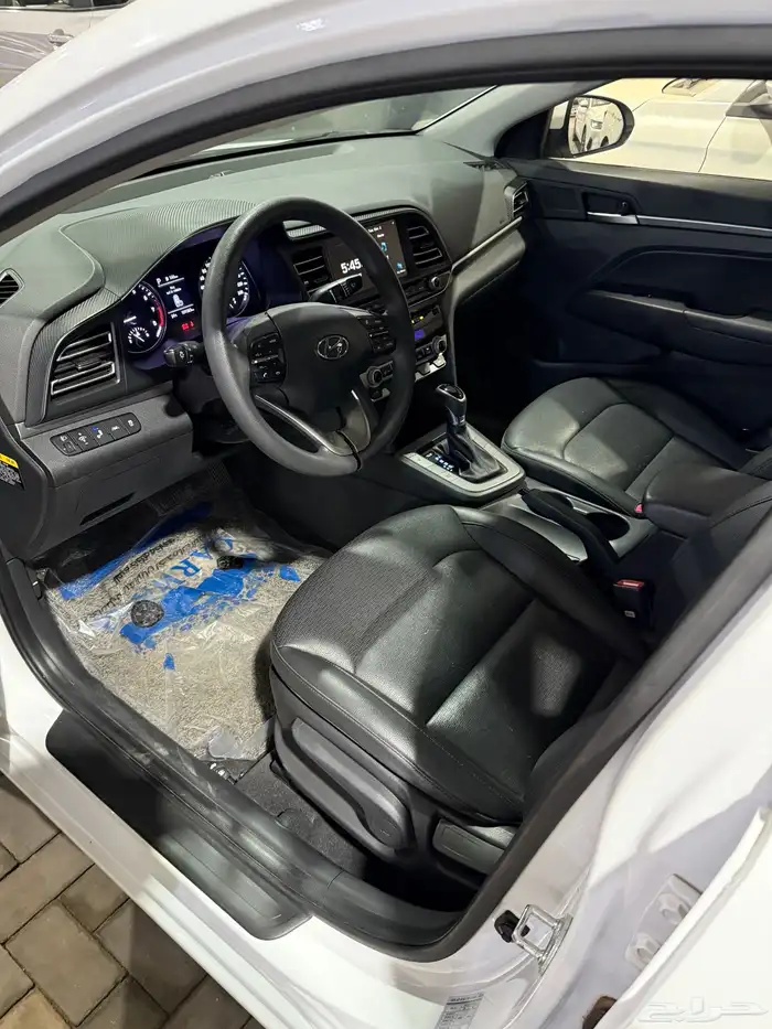 هونداي افانتي 2020 بنزين 5