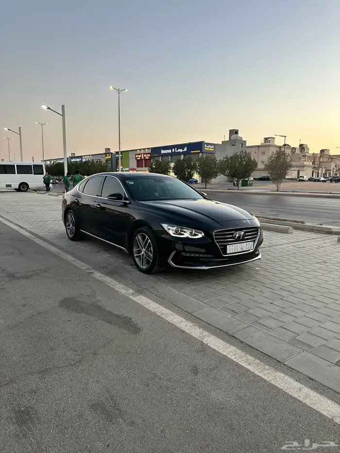 ازيرا 2019 للبيع بالحاله الراهنه 46