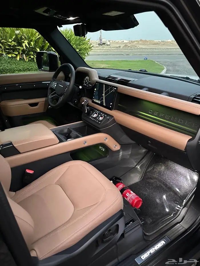 للبيع ديفندر X داينمك 2025 8