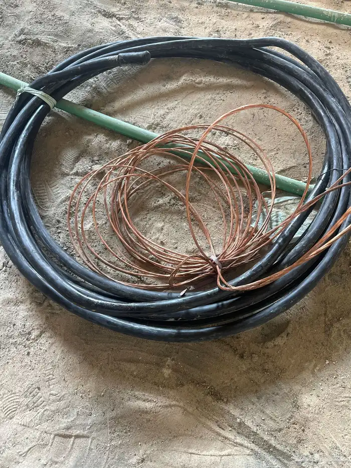 كيبل 35 ملى بطول 18 متر تقريبا 0