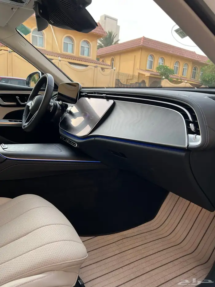 مرسيدس E200 2025 عداد 7 الاف كيلو ضمان الجفالي سنتين 48