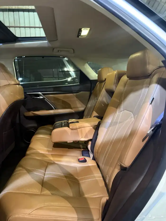 لكزس RX350 2017 ( الوكيل عبداللطيف جميل ) 7