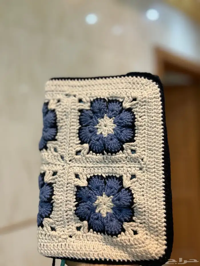 شنطه كروشيه حافظ للكتاب 1