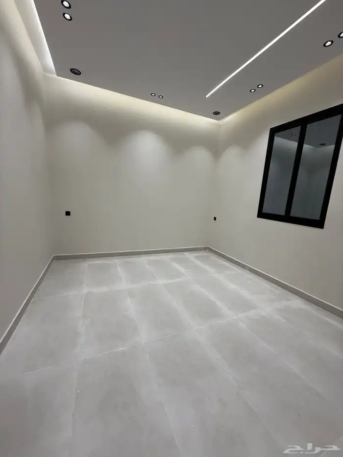 فرصه للبيع فيلا روف ب 685 الف عليها تامين وحي مكتمل الخدمات 21