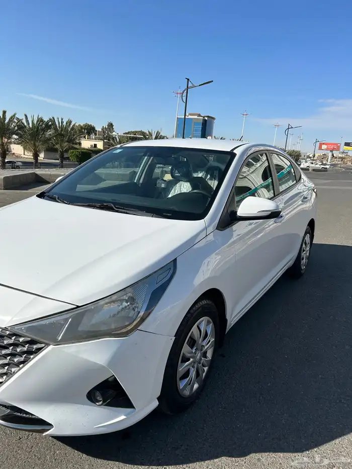 للبيع اكسنت 2022 1