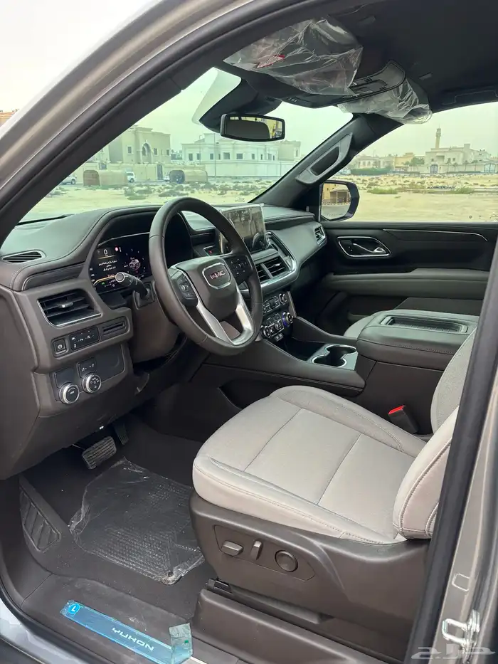 جمس يوكن 2023 SLT (مخزن) 31