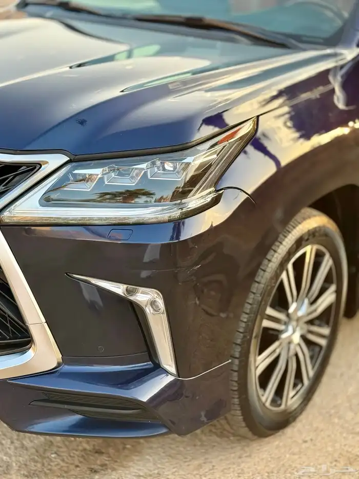 للبيع جيب لكزس 2016 ((DD))(بريمي) ((نظيف جدا )) 16