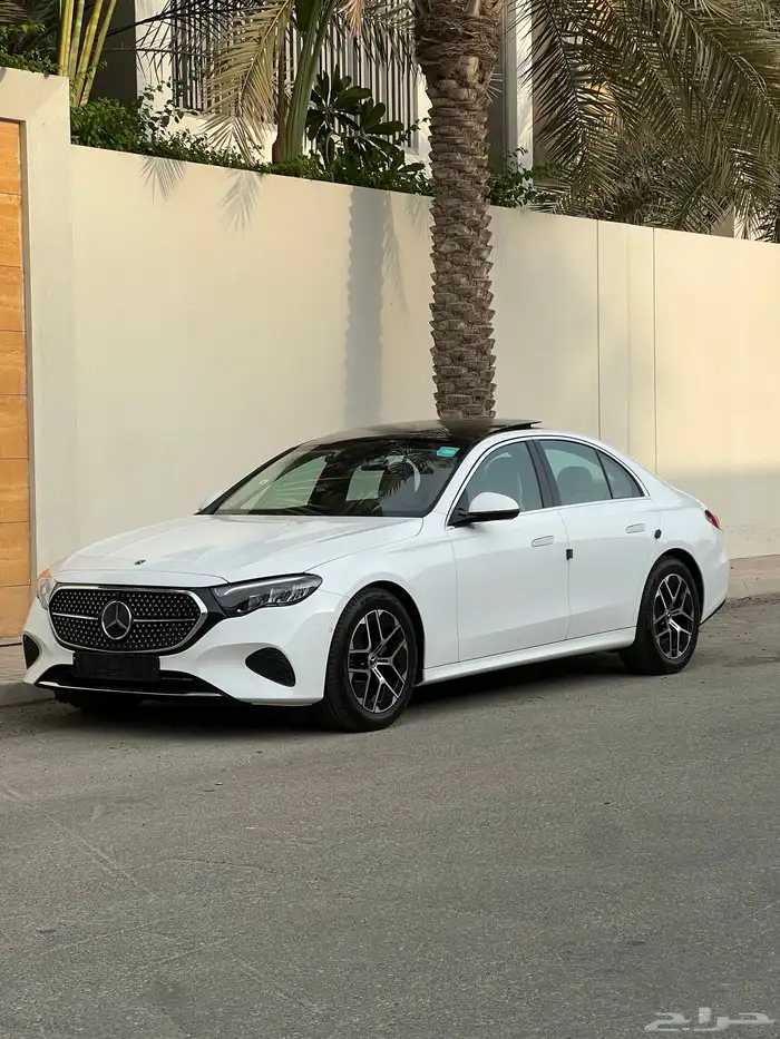 مرسيدس E200 2025 عداد 7 الاف كيلو ضمان الجفالي سنتين 2