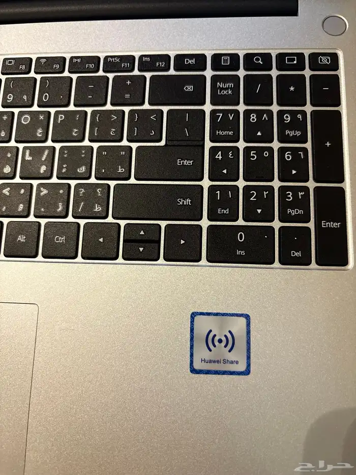 لاب توب HUAWEI 8