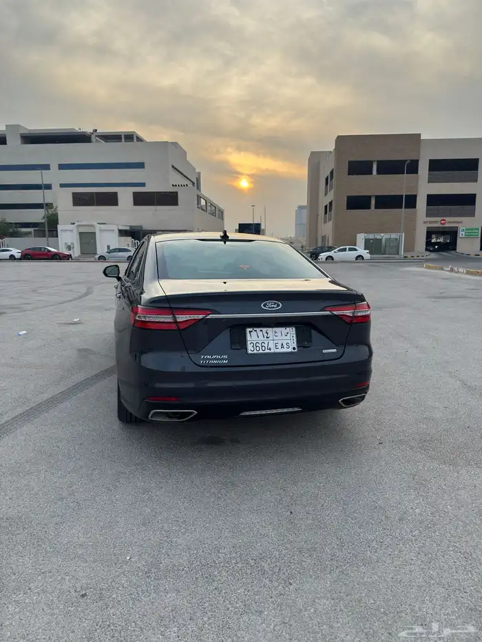 فورد تورس تيتانيوم 2021 - فل كامل - 2