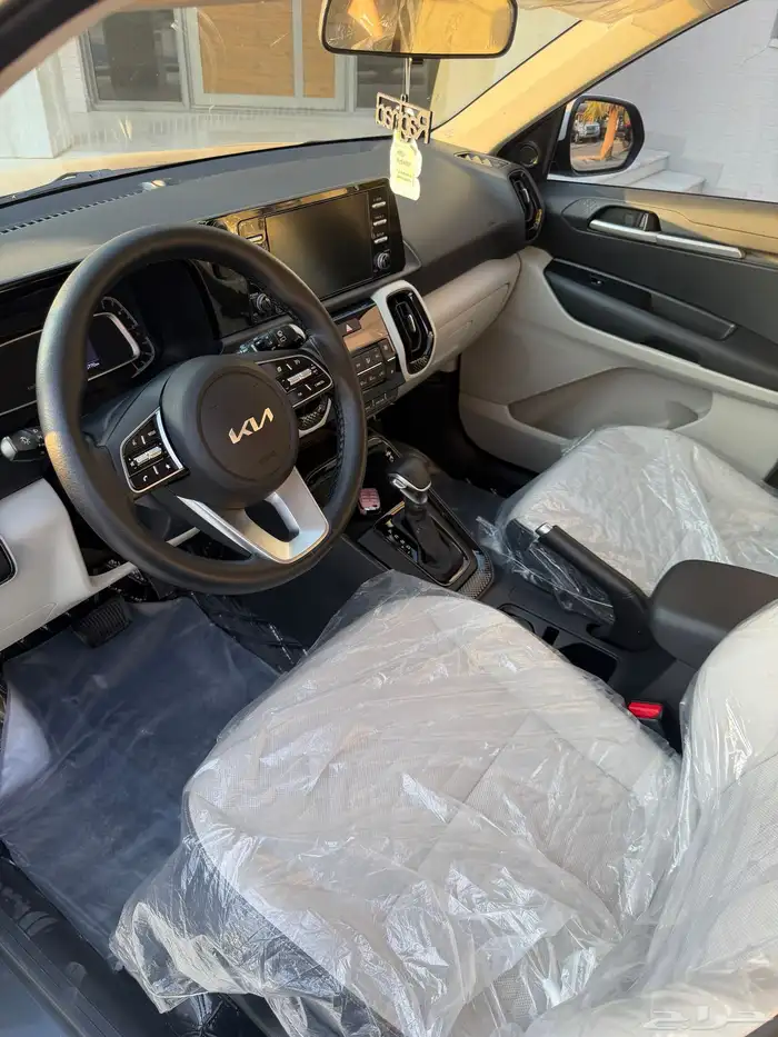 كيا سونيت 2023 12