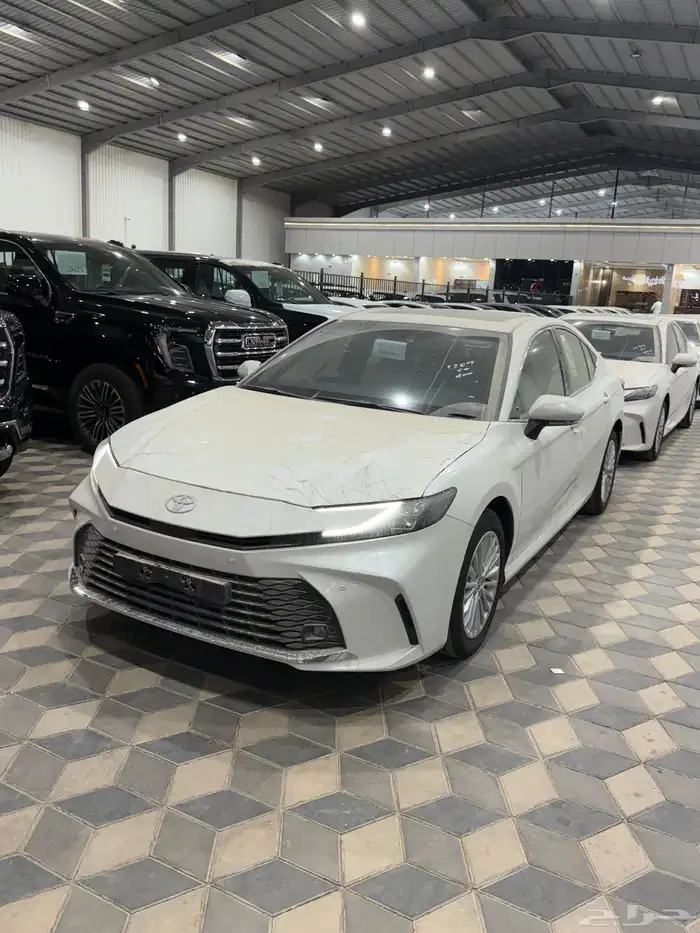 كامري 2025-LEنص فل بنزين خليجي عرض خاص 1