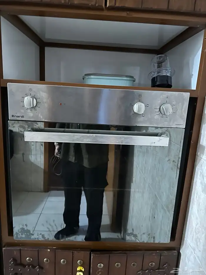 غرفت نوم وكنب وفرن ومايكرويف للبيع 9