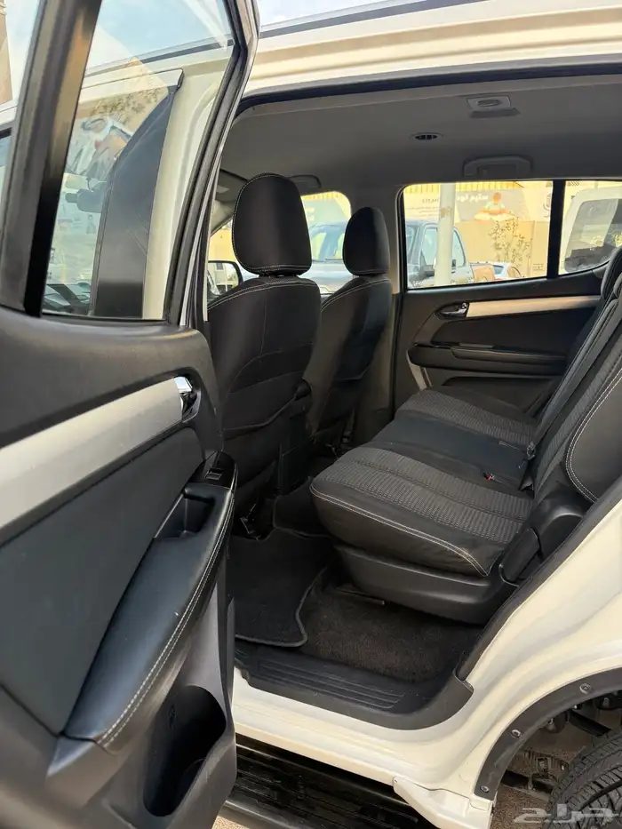 ايسوزو MUX 2020 ستاندر ديزل 8