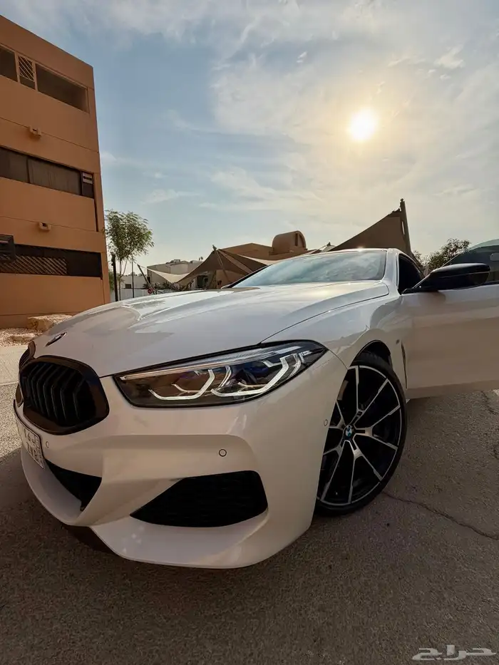 للبيع BMW 850i   الفئة الثامنة - 8 سلندر توين تيربو 0