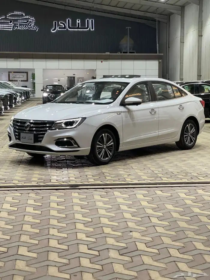 ام جي 5 لاكجري فل سعودي 2024 3