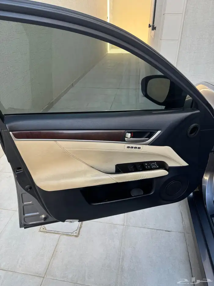 لكزز جي اس 13