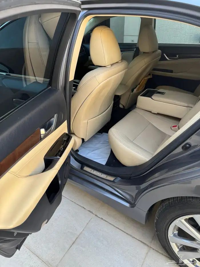 لكزز جي اس 12