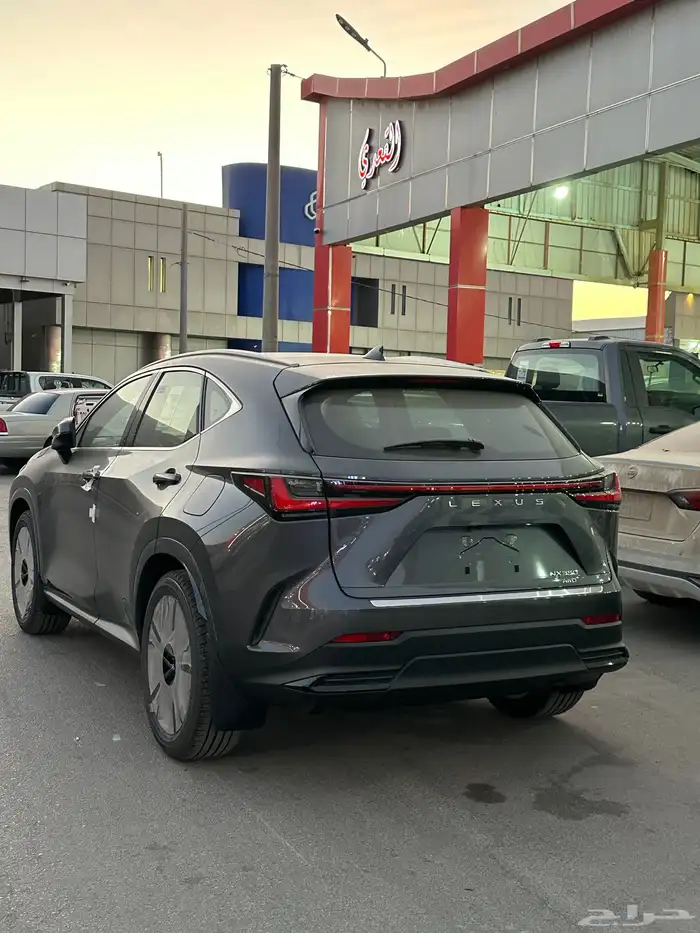 لكزس NX350 موديل 2025 فئه AA 11