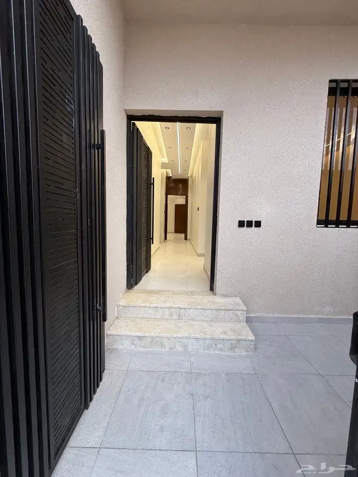 فرصه للبيع فيلا روف ب 685 الف عليها تامين وحي مكتمل الخدمات 55