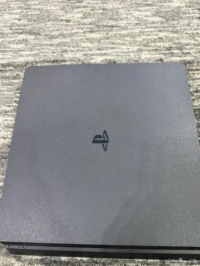 سوني فور نظيف شبه ما يشكي من شيء السعر 650 1