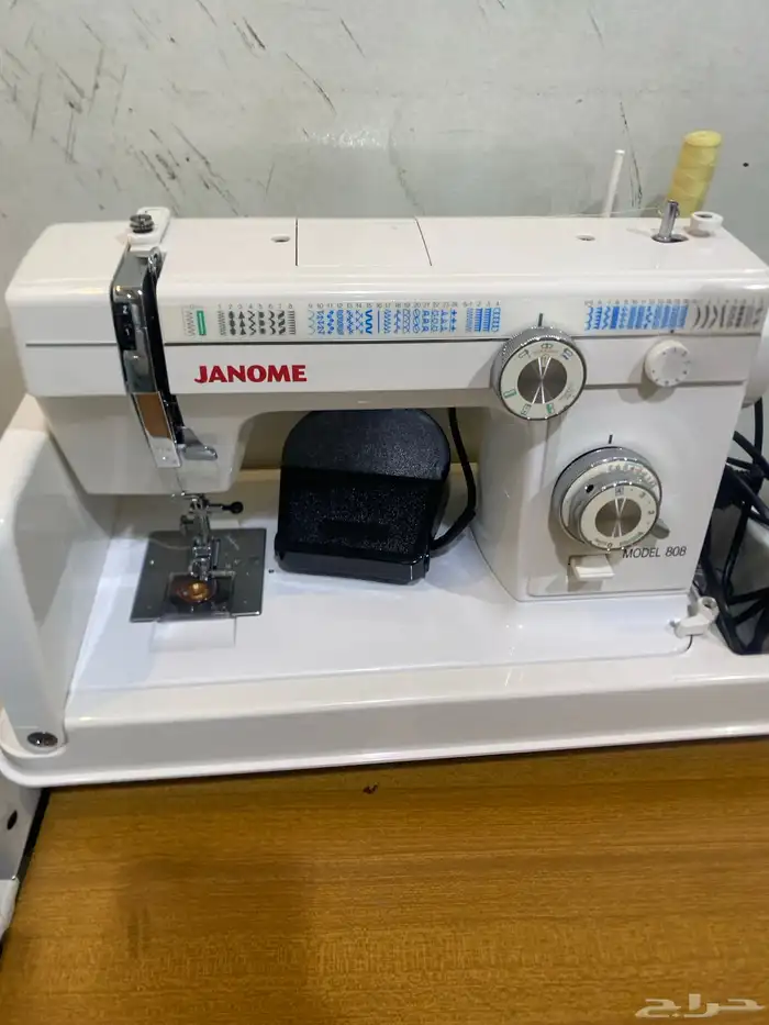 مكينة خياطه شبه جديده 0