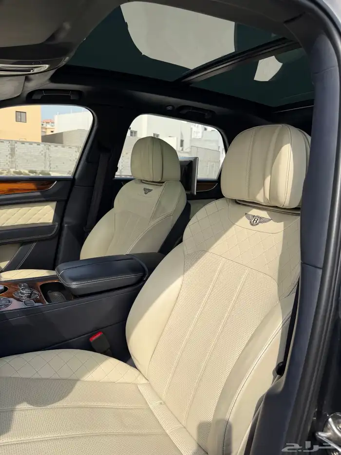 بنتلي بنتايقا 8