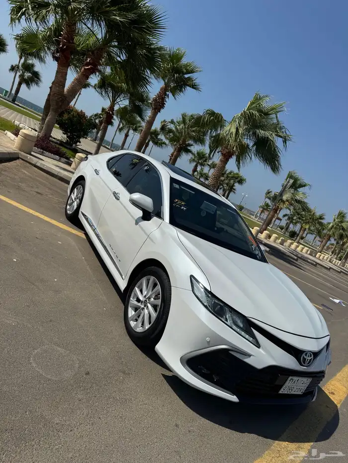 كامري 2023 فل GLE بنزين منوة المستخدم مازالت تحت الضمان 4