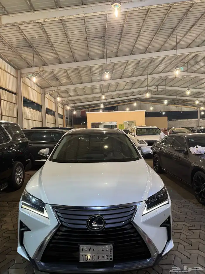 لكزس RX350 2017 ( الوكيل عبداللطيف جميل ) 22