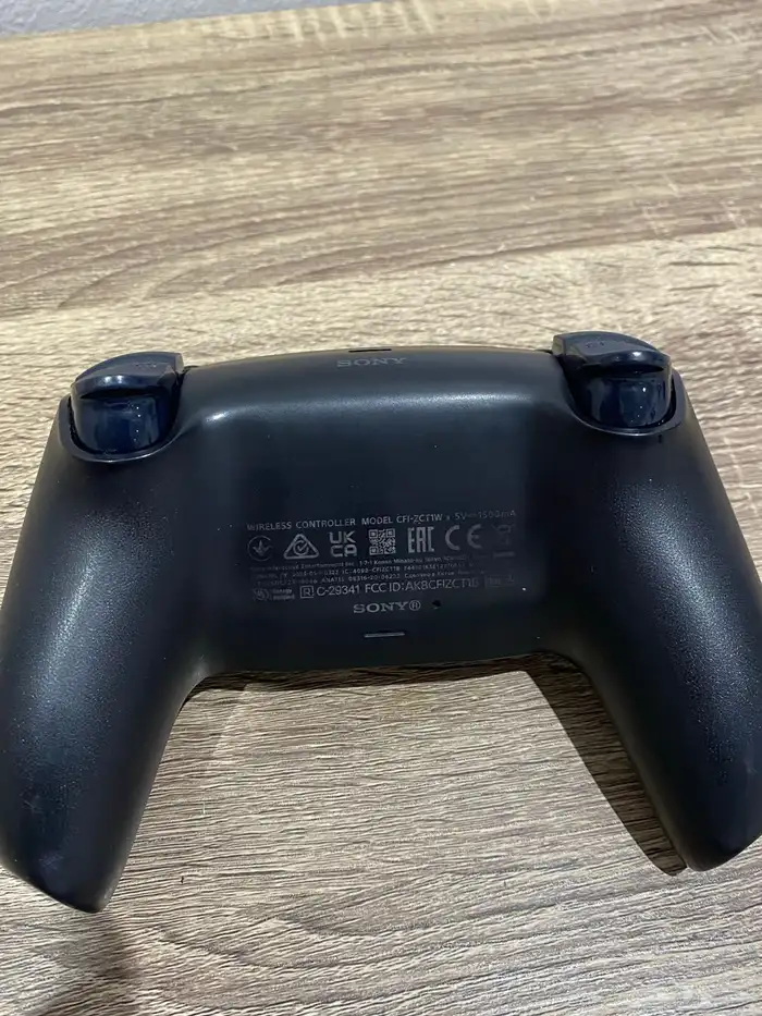 يد سوني فايف اصلي 1