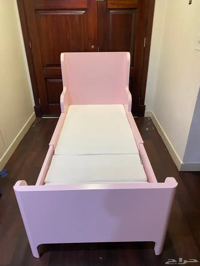 سرير مع المرتبة من إيكيا 0