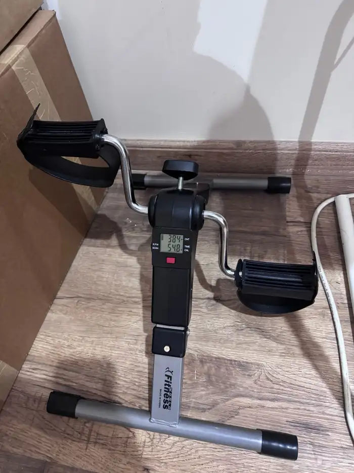 عجلة تمارين أرضية عدد 2 ب 50 ريال 2