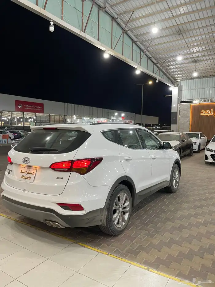 سنتافي موديل 2018 دبل (بنزين) 8