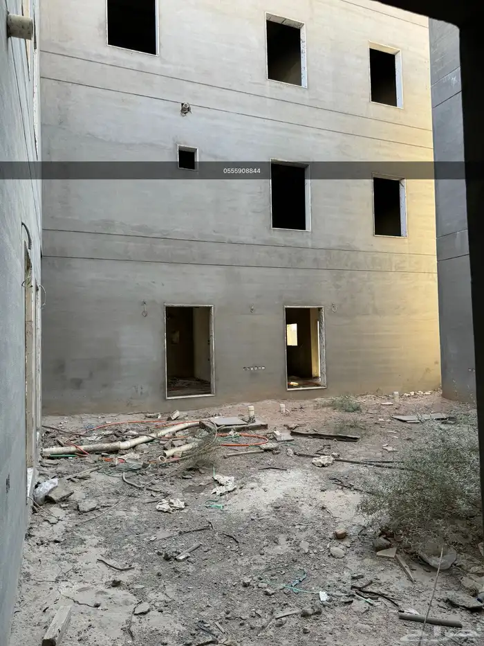 فيلا للبيع (فلتين كبيره وصغيره) 17