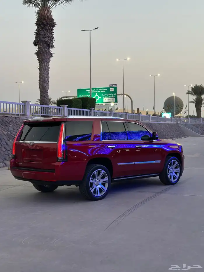 كاديلاك اسكاليد 2015 13