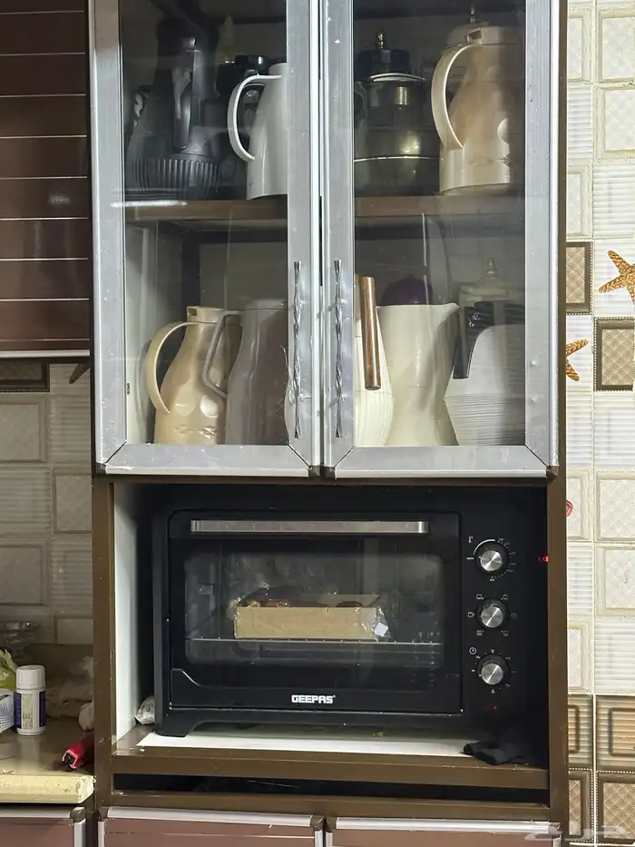 مطبخ كبير مع ديكور أمينو 2