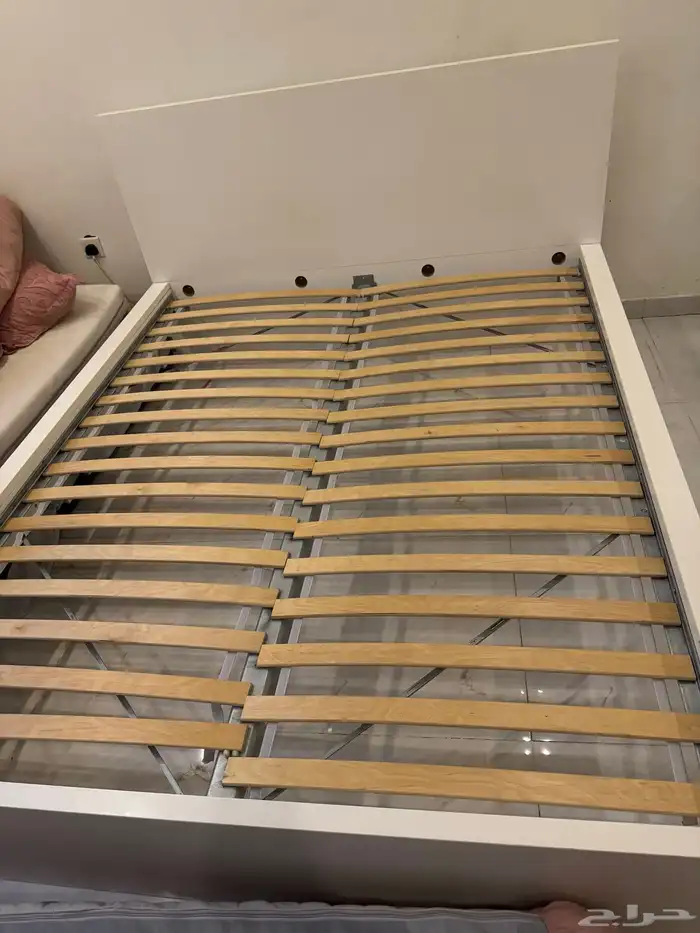 سرير ايكيا 160 مع دروج تخزين وسرير سفلي حديد 0