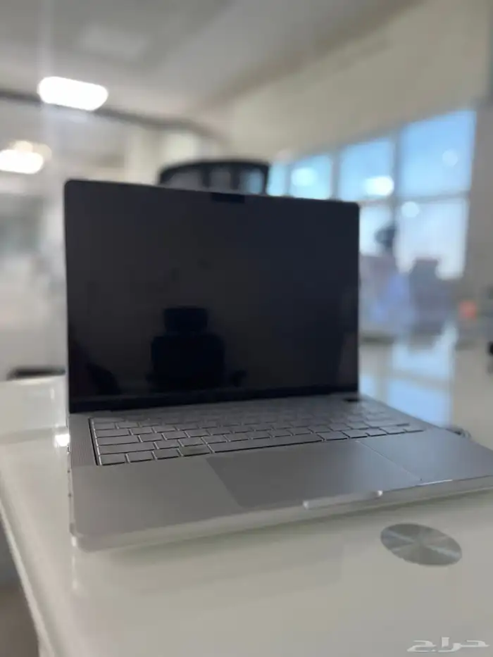 لابتوب ماك بوك برو m3 ون تيرا 2