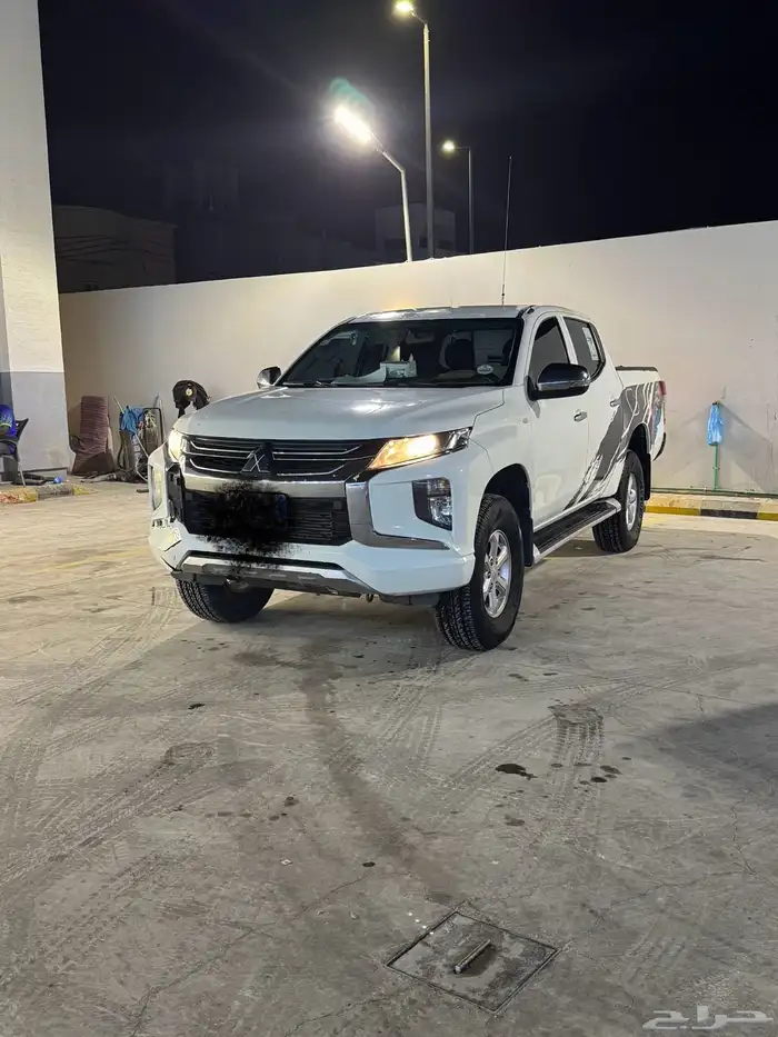 ميتسوبيشي L200 2022 0