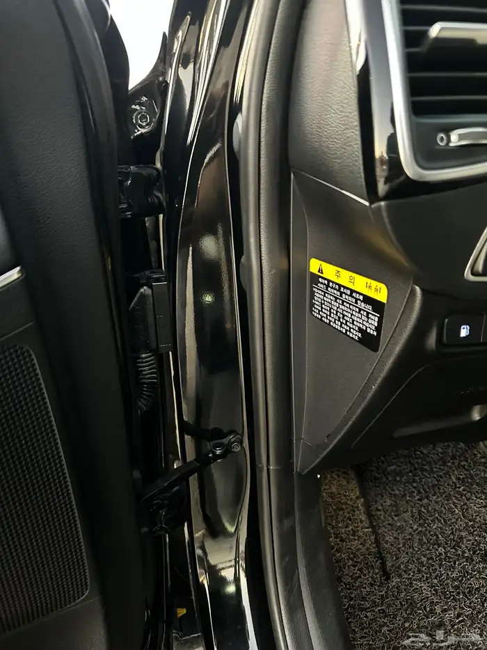 ازيرا 2019 للبيع بالحاله الراهنه 9