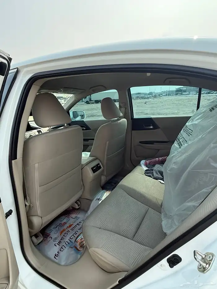 للبيع هوندا اكورد موديل 2017 10