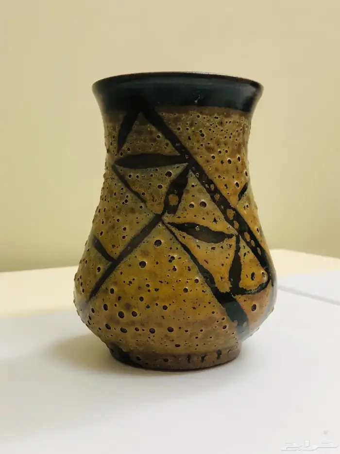 فازة خزف إنحليزية للفنانة  Sheila Wood 12