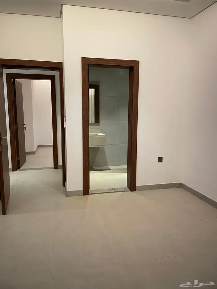 للبيع شقة مودرن فاخرة في برج جود 22