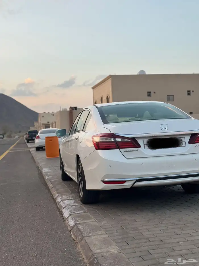 هوندا اكورد 2017 10