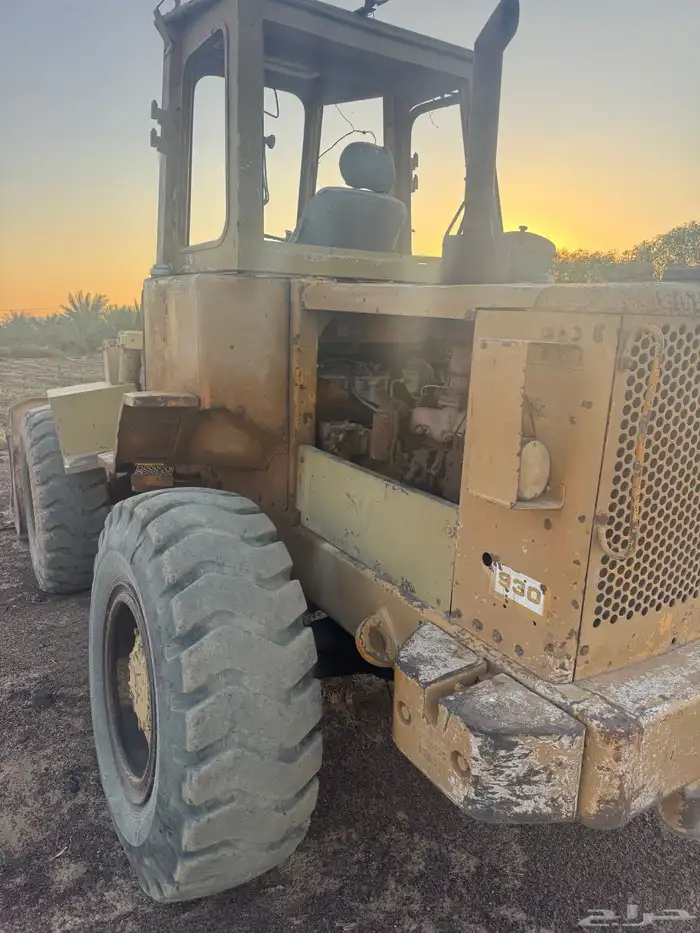 معدات ثقيله للبيع 6