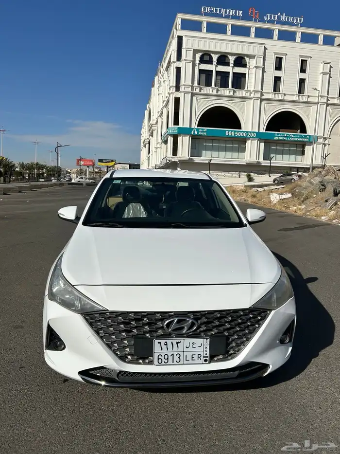 للبيع اكسنت 2022 4