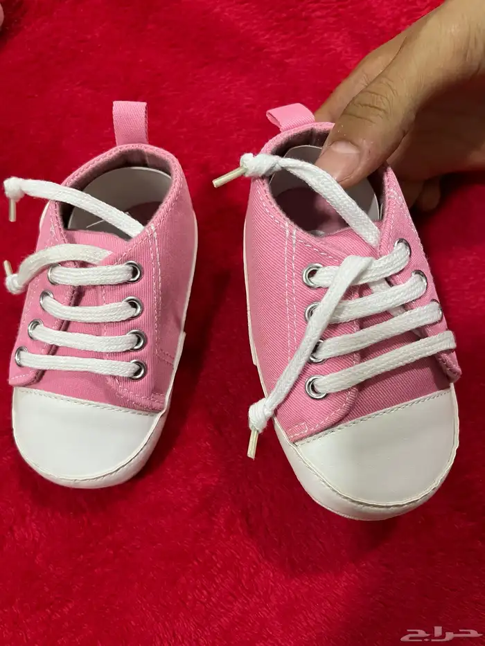 أحذية وشناط وقبعات 10