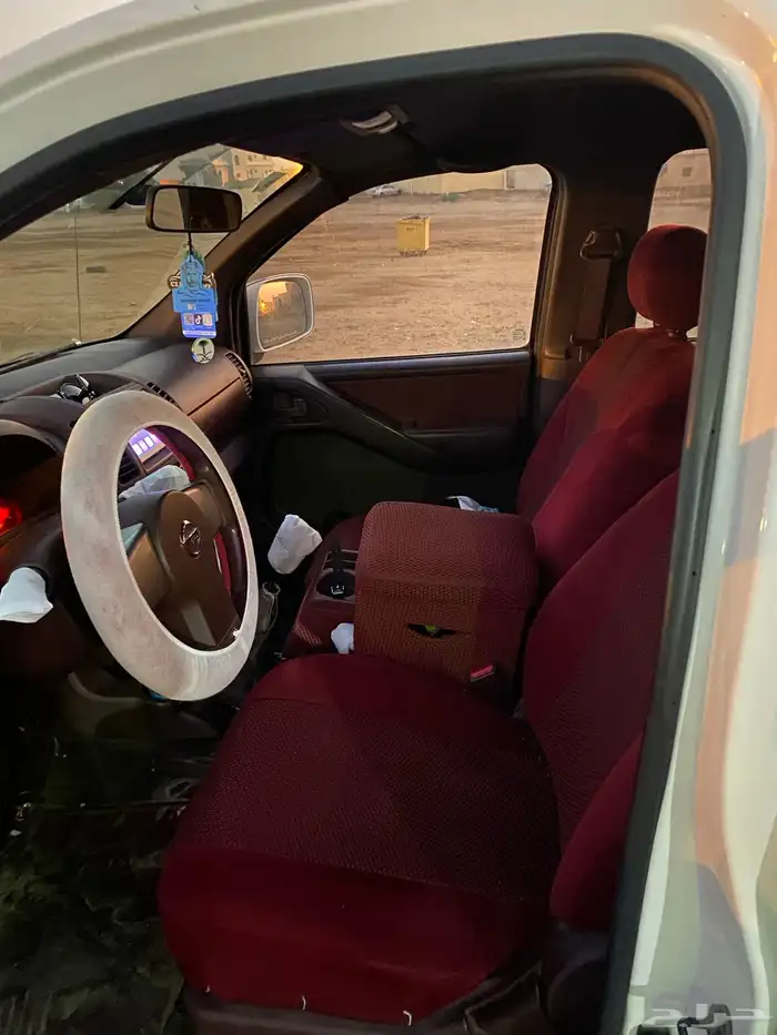 نيسان نفارا موديل 2010 فل كامل 2